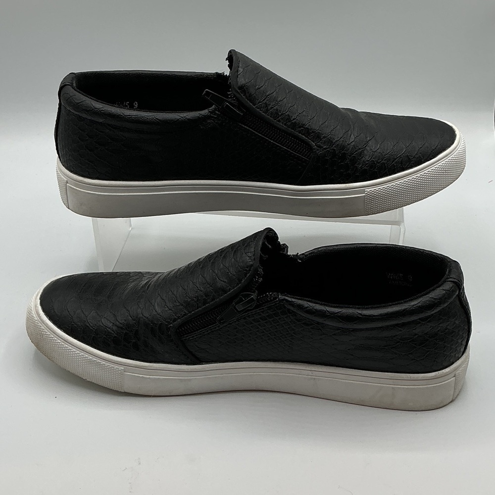 Report Ammons women’s Snakeskin faux leather, slip on sneakers, size 9 - Picture 5 of 8